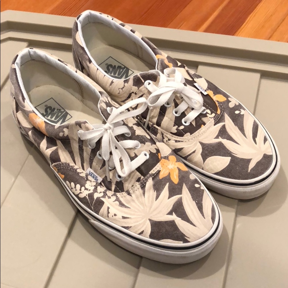 Floral print Hawaiian Vans sz13 mens